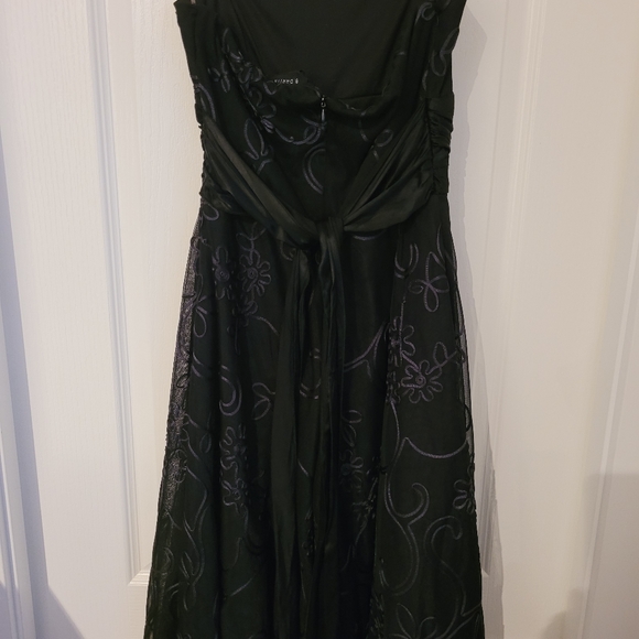 Beautiful Detail Midi Black Dress worn twice - Picture 4 of 6
